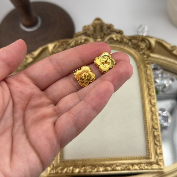 Lucky Alhambra Clover Gold Plated Sterling Silver Earrings with Logo - Picture 9 of 12